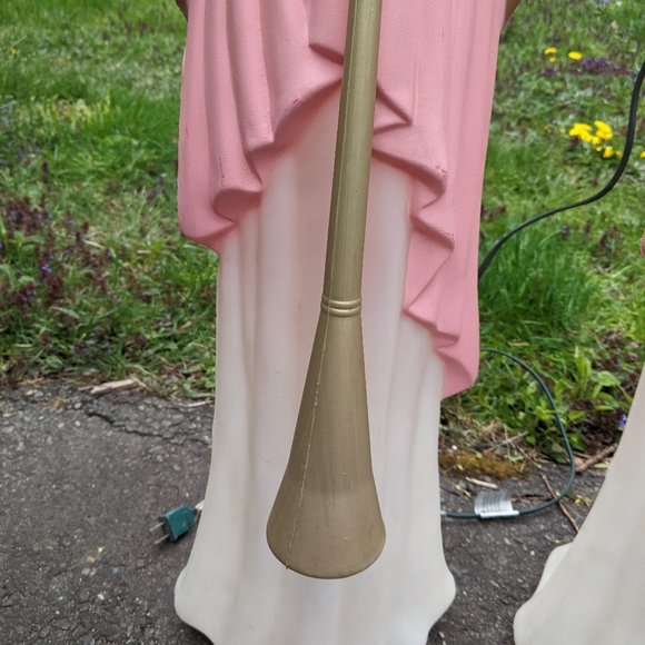 Vintage TPI Blow Mold Angels Choir With Horn/Trumpet pink dress WORKING Lights - Picture 9 of 15